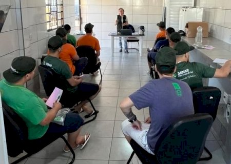 Internos do Presídio de Caarapó concluem curso de produção de derivados do leite