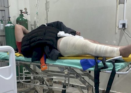 Entregador sofre fratura de fêmur em acidente em Caarapó e aguarda transferência para cirurgia desde sexta