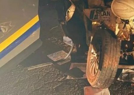 Viajando a trabalho, engenheiro morre em acidente entre carro e caminhão