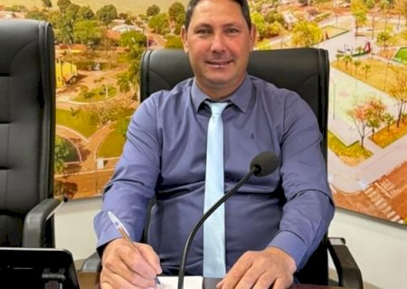 Lei  de Sandro Pacheco que homenageia parteira indígena é sancionada>