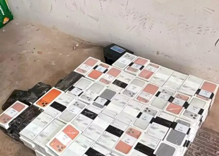 Mulher é presa com  226 celulares escondidos em fundo falso em Dourados