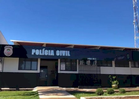 Homem é preso acusado de estuprar a própria mãe