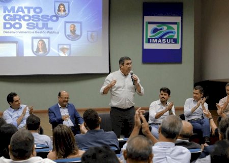 Riedel promete R$ 1 bilhão em investimento e ficará de férias por 19 dias antes de ano decisivo