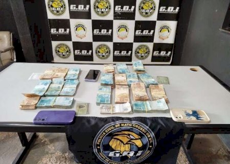 Cunhada e sobrinha invadem casa e furtam R$ 154 mil da venda de caminhão