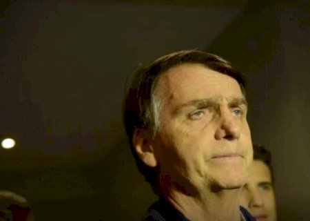 Defesa de Bolsonaro pede prisão domiciliar humanitária ao STF