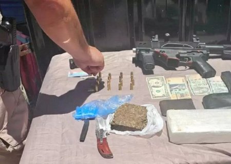 Polícia do Paraguai fecha lanchonete usada como fachada para tráfico e apreende fuzil e drogas