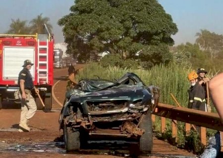 Acidente entre tr&ecirc;s ve&iacute;culos mata mulher e deixa dois feridos na BR-267