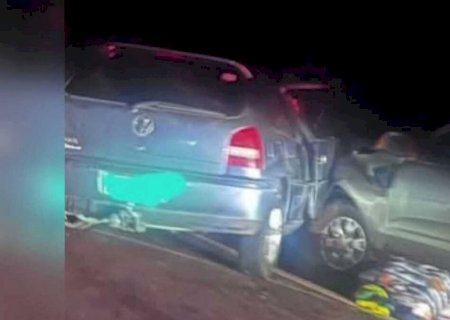 Batida entre carro e caminhonete deixa dois mortos na BR-262, em Campo Grande