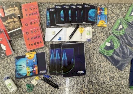 MS inicia distribuição de kits escolares e uniformes para rede de ensino