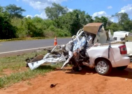 Motorista de ambulância morre em colisão com caminhão boiadeiro na MS-112