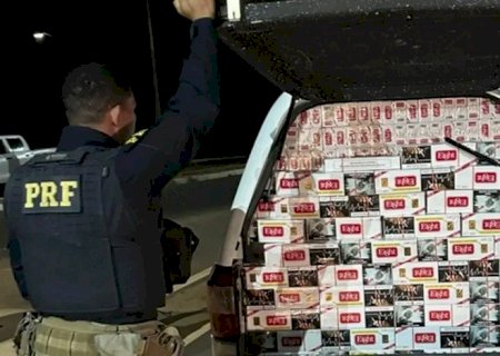 PRF apreende 13 mil maços de cigarros em abordagem na BR-262