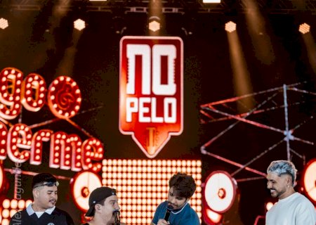 Chico Mineiro, influenciador caarapoense, se destaca em evento para mais de 150 mil pessoas ao lado de Hugo e Guilherme