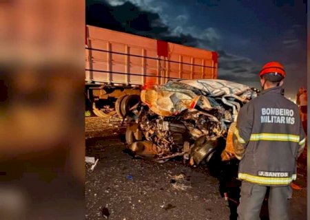 Identificadas as três vítimas mortas em batida na BR-267 em Maracaju