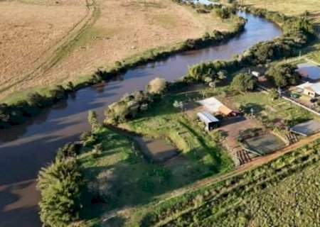 MP investiga ocupa&ccedil;&atilde;o irregular e danos ambientais no Rio Dourados