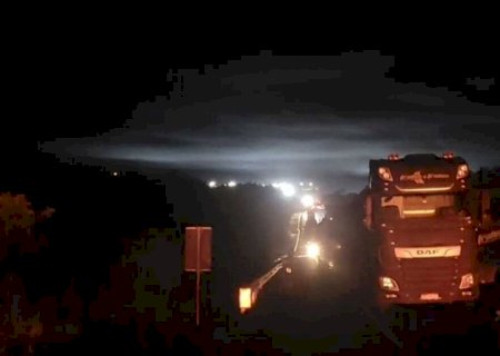 MST bloqueia BR-163 e provoca congestionamento gigantesco