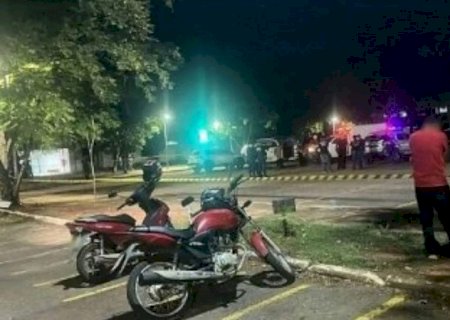 Criança morre após ser esquecida dentro de carro por horas em universidade de MT