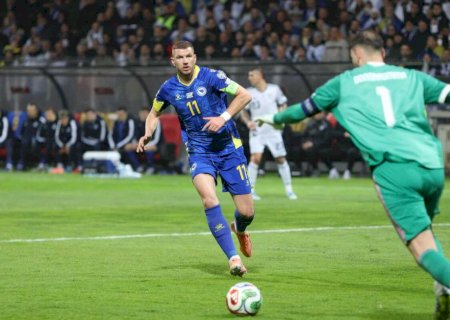 Itália perde para a Bósnia nos pênaltis e fica fora da terceira Copa seguida