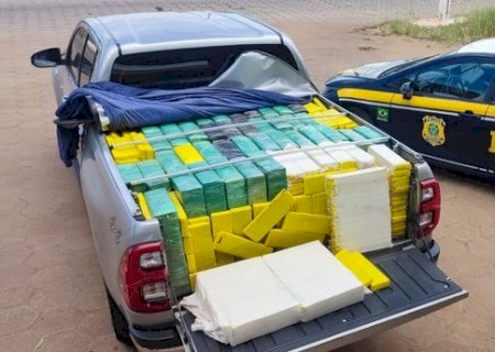 PRF apreende 1,6 tonelada de maconha na BR-267