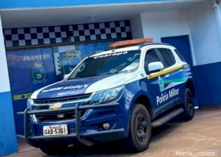 Homem é preso por agredir irmã e violar medida protetiva em Caarapó