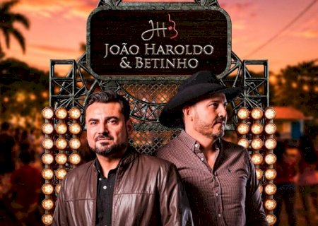 Dupla João Haroldo e Betinho se apresenta neste sábado (9) a partir das 19h, na praça central, em Amambai>