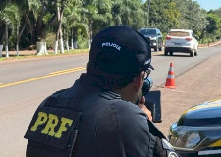Mais de 1,7 mil motoristas são flagrados em alta velocidade durante operação nas rodovias de MS>