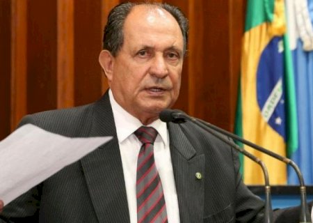 Deputado Zé Teixeira exige transparência para taxa de iluminação em Laguna Carapã>