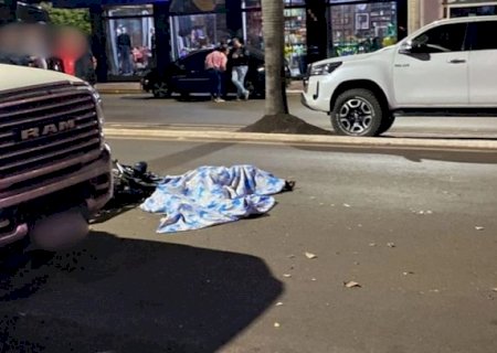 Motociclista morre em grave acidente envolvendo caminhão em Deodápolis>