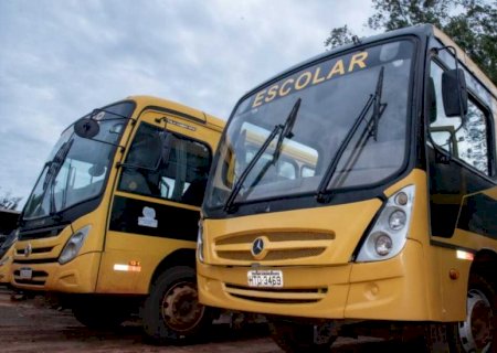 MP vê superfaturamento e exige redução em contrato de transporte escolar>