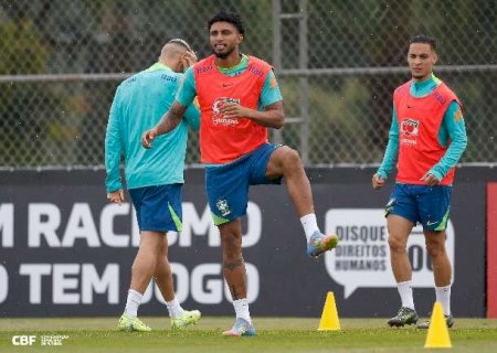 De Campo Grande (MS) &agrave; Copa, &Eacute;derson passou por 7 clubes antes da Sele&ccedil;&atilde;o
