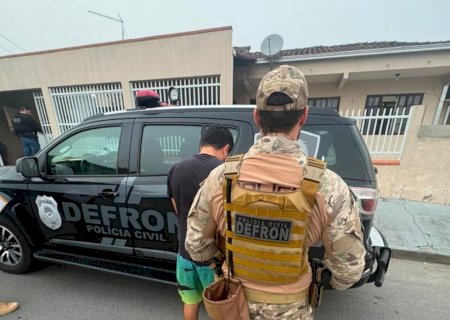 Polícia cumpre mandados em operação contra suspeitos de furto de caminhonete na fronteira>