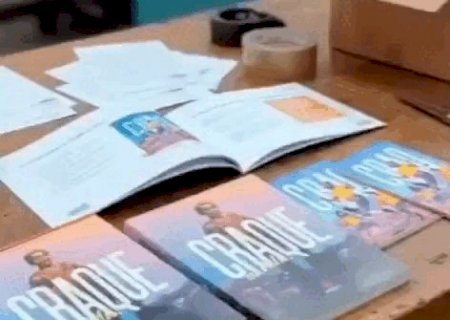 Em 4 anos, 12 municípios compraram, sem licitação, livros de editora investigada>