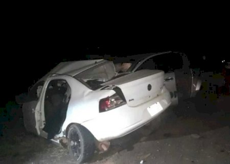 Acidente entre carro e caminhonete deixa um morto na fronteira de MS