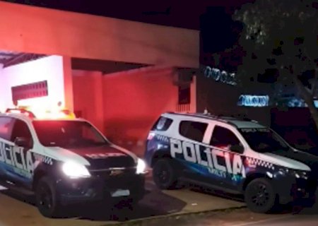 Homem é resgatado de cárcere após suspeita de 'tribunal do crime'>