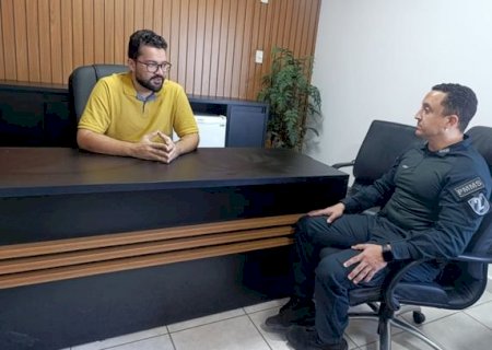 Comandante da PM visita Câmara de Caarapó e fortalece diálogo sobre segurança pública>