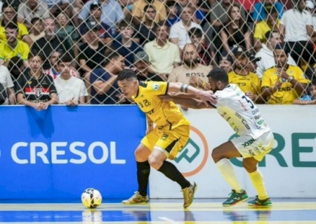 Time de Dourados faz história, vence e está na semifinal da Copa LNF>