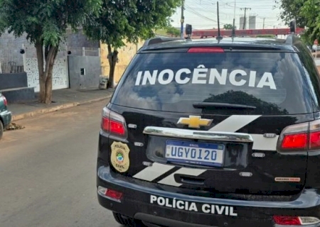 Mulher é encontrada morta e com corpo amarrado em cova em MS; duas suspeitas são presas>