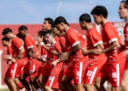 Quatro clubes disputam &uacute;ltima vaga na S&eacute;rie A; rodada decisiva ocorre hoje>