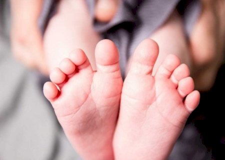 Bebê de 5 meses é morto com golpes de foice e mãe fica gravemente ferida em Aral Moreira
