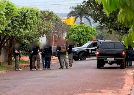 L&iacute;der do Comando Vermelho &eacute; morto em confronto com policiais da Denar>