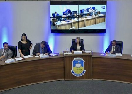 Câmara de Dourados é furtada; Poder Legislativo funciona dentro de um shopping>