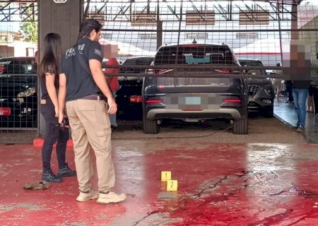 Jovem baleado em garagem de veículos em Dourados morre a caminho do Hospital da Vida>