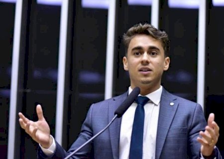Mesmo após morte de menina em MS, Nikolas Ferreira defende Discord>