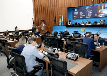 PL e União-PP brigam pela ponta e PSDB, PT, Republicanos e MDB disputam o segundo bloco na luta pelas vagas na Assembleia>