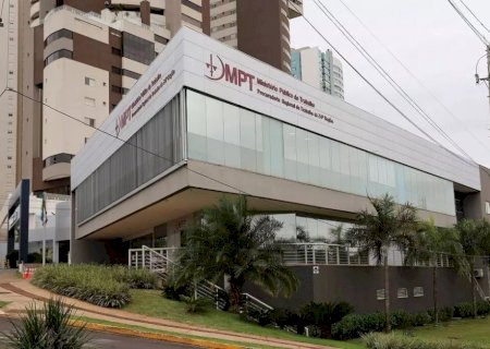 MPT cobra providências de prefeitura após ameaça de demissão e pressão para presença em reunião política>