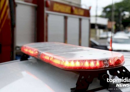 Homem espanca companheira no meio da rua e é preso em Maracaju>
