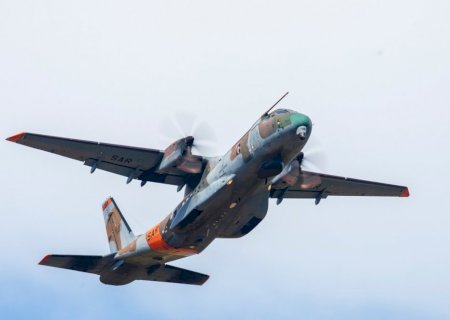 Avião de MS reforça buscas por helicóptero que sumiu com cantor em SC | G1>