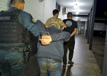 Dois são presos em nova ação contra furtos de caminhonetes em Dourados>