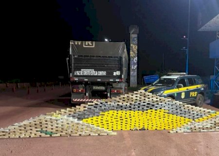 PRF apreende mais de 700 quilos de cocaína em caminhão na BR-262>
