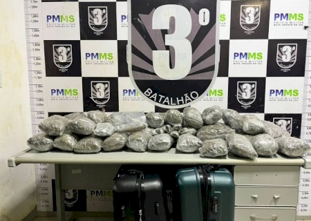 Paranaenses são presos em Dourados com mais de 60kg de drogas em carros de aplicativo>